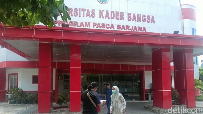 Universitas Kader Bangsa Palembang.