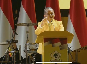 Beredar Kabar Jokowi Diumumkan Jadi Kader Golkar Sore Ini, Bahlil Buka Suara