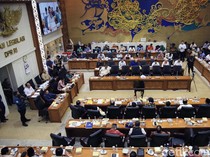 Beda dari Putusan MK, Revisi UU Pilkada DPR Dinilai Cacat Hukum