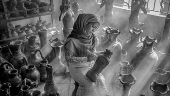 Pemenang kategori Portrait diraih Van Dong Nguyen Foto: Black and White Photo Awards