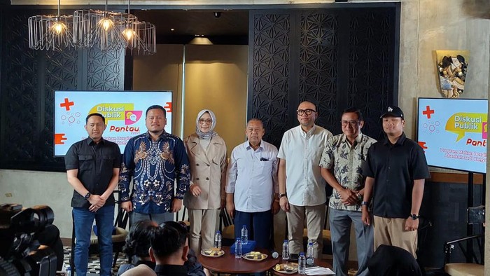 Diskusi Publik: Program Makan Bergizi Gratis, Akankah Jadi Kenyataan?
