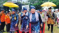 Sekretaris Daerah Riau, SF Hariyanto membuka event Pacu Jalur di Kuantan Singing. (Dok Diskominfotik Riau)