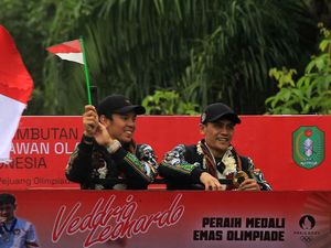Gemuruh Penyambutan Peraih Emas Olimpiade Veddriq di Pontianak