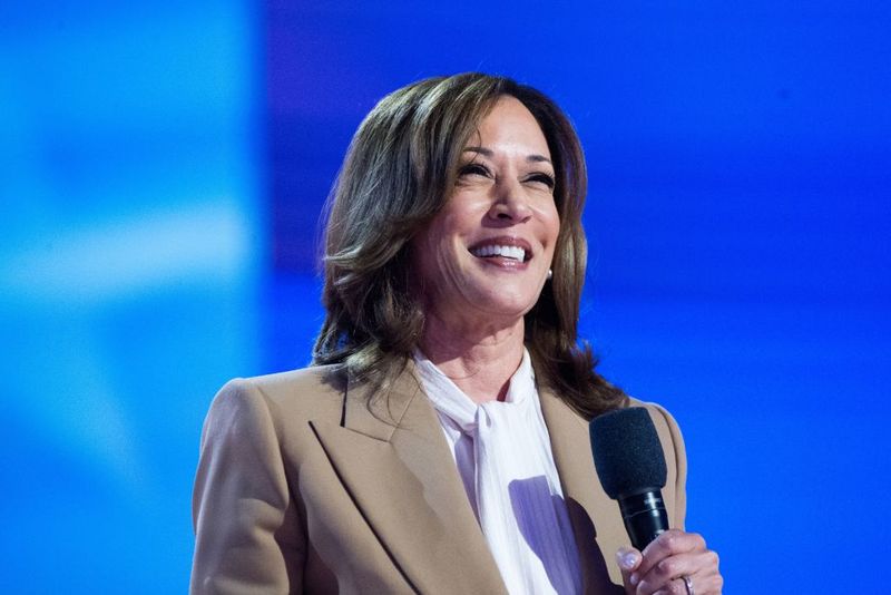 Kamala Harris menghadiri Konvensi Nasional Demokrat di United Center, Chicago, Senin (19/8/2024).