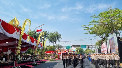 Potret Peringatan Hari Juang Polri di Surabaya
