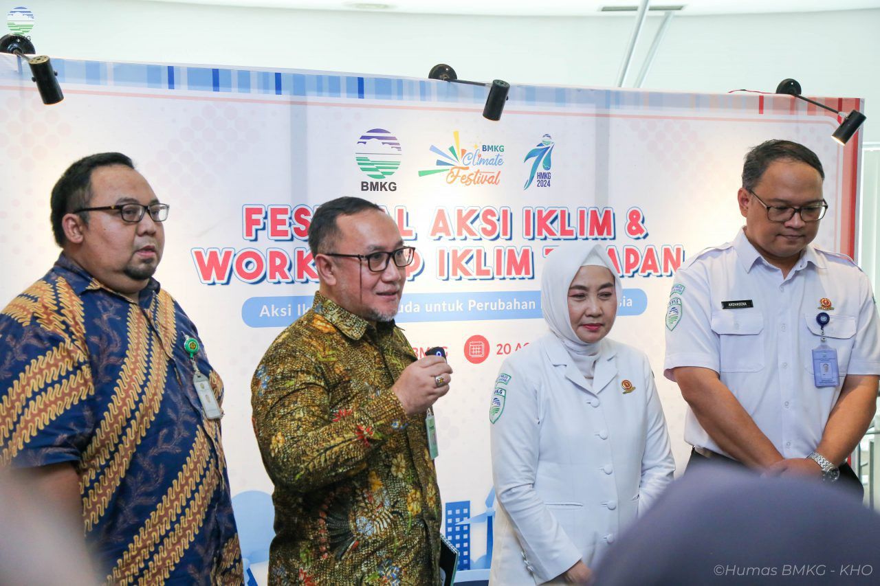 Kepala BMKG Dwikorita Karnawati dalam acara Festival Aksi Iklim. (Dok. BMKG)
