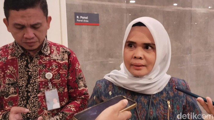 Kepala Perum Bulog Kantor Wilayah Sumsel dan Babel, Elis Nurhayatin