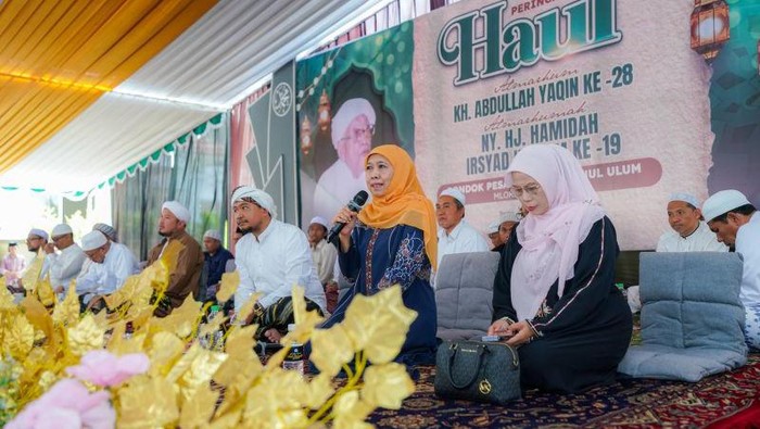 Khofifah saat hadir dalam Haul Ke-28 KH Abdullah Yaqin dan Haul Ke-19 Nyai Hj Hamidah Irsyad Hakim (ANTARA/HO-Tim KIP)