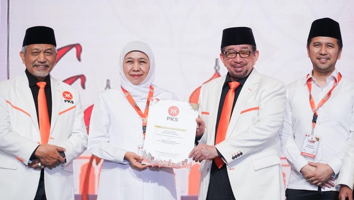Kkhofifah-Emil menerima rekom dari PKS maju di Pilgub Jatim