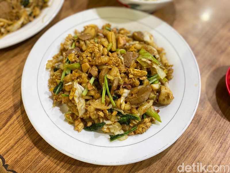 Mie Ayam Gaya Baru : Gurihnya Mie Ayam Jamur Legendaris 60 Tahun