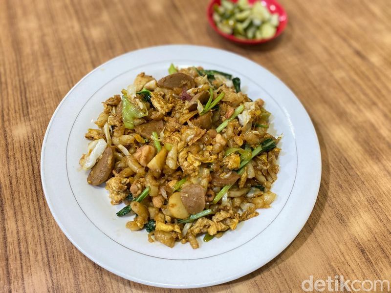 Mie Ayam Gaya Baru : Gurihnya Mie Ayam Jamur Legendaris 60 Tahun