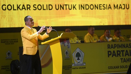 Musyawarah Nasional (Munas) XI Golkar resmi memutuskan dan menetapkan Bahlil Lahadalia menjadi ketua umum (ketum). Bahlil terpilih secara aklamasi. Munas itu digelar di JCC, Senayan, Jakarta, Rabu (21/8/2024).
