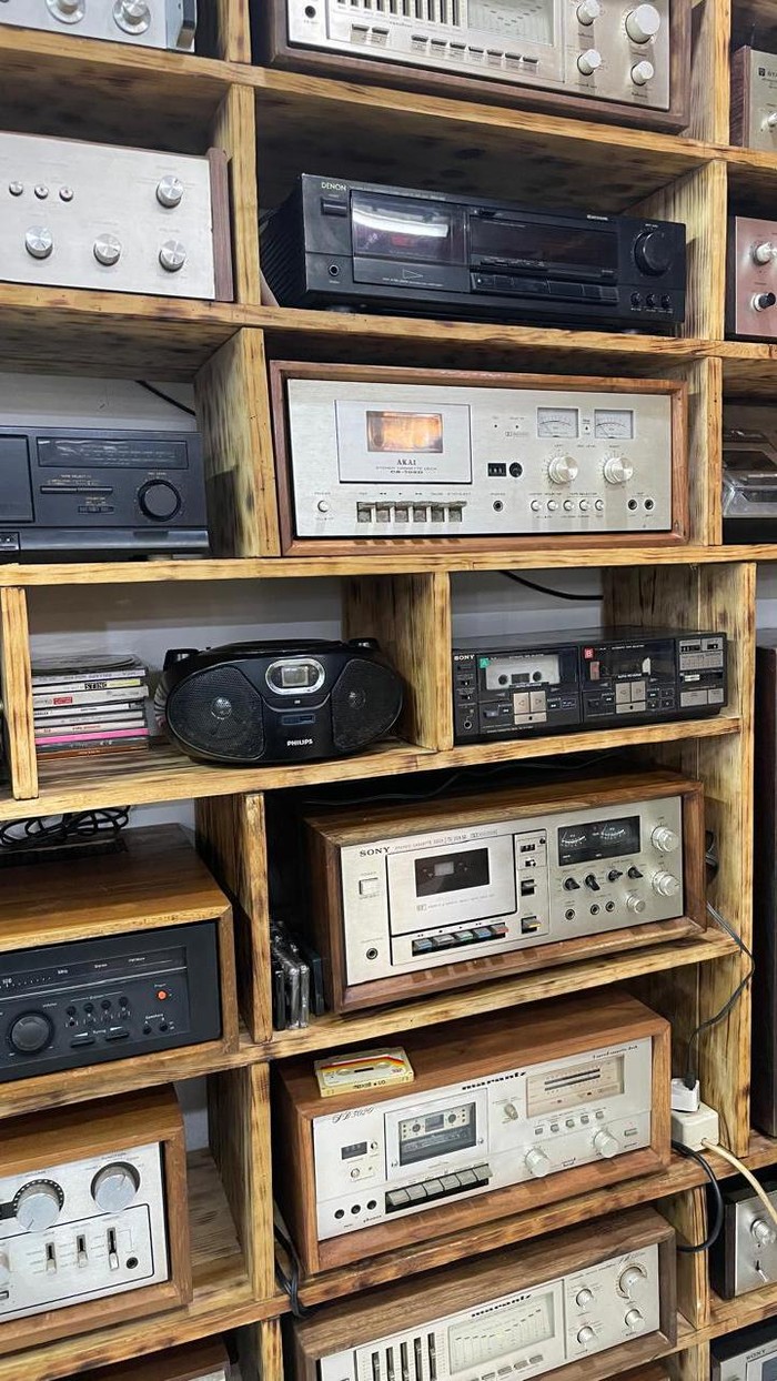Portable Audio Player di Blok M, Jakarta Selatan marak lagi diramaikan publik.
