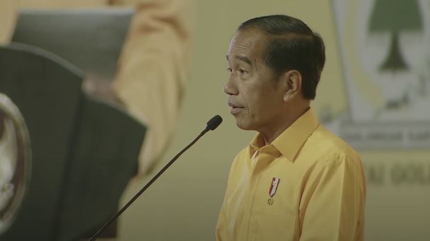 Presiden Joko Widodo saat menghadiri penutupan Munas XI Partai Golkar 2024 di Jakarta, Rabu (21/8/2024). (YouTube/Golkar Indonesia)