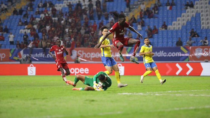 PSM Makassar bermain imbang 0-0 melawan BG Pathum United dalam laga ASEAN Club Championship 2024/2025.