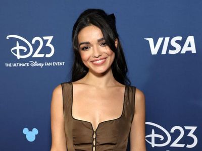 7 Potret Rachel Zegler, Bintang Snow White Dikritik karena Cuitan Bela Palestina