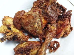 3 Resep Ayam Goreng Sedap, Bumbu Ketumbar hingga ala Jepang