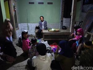 Serunya Tradisi Gumbregan di Tanjung Gunungkidul, Pantun Dibalas Surakyun
