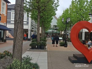 Roermond, Kota Kecil di Belanda, Tempat Berburu Barang Branded Murah
