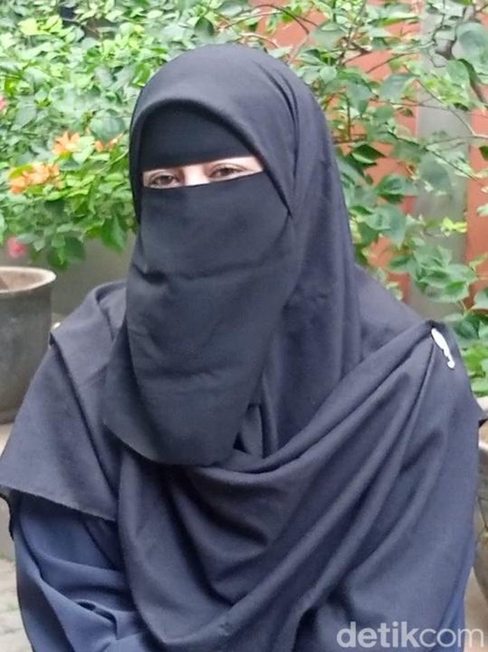 Umi Pipik saat berbincang dengan detikcom soal perjalanan spiritual Celine Evangelista pada Rabu (21/8/2024).