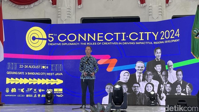 Acara Connecti:City 2024 Creative Diplomacy dibuka di Aula Barat Gedung Sate, Kamis (22/8/2024).