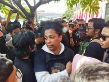 Komika Tamasya di Senayan: Aksi Demo Seru Tolak Revisi UU Pilkada