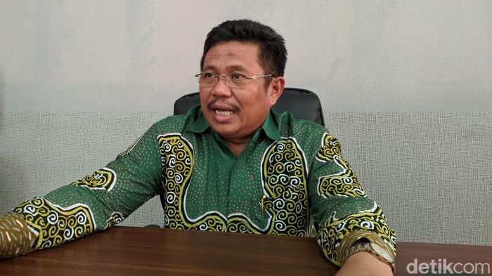 Direktur PDAM Giri Menang Lombok Barat, Lalu Ahmad Zaini.