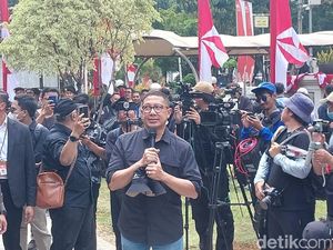 Eks Menag Lukman Hakim Ikut Demo Tolak RUU Pilkada: Demokrasi Jangan Dibajak