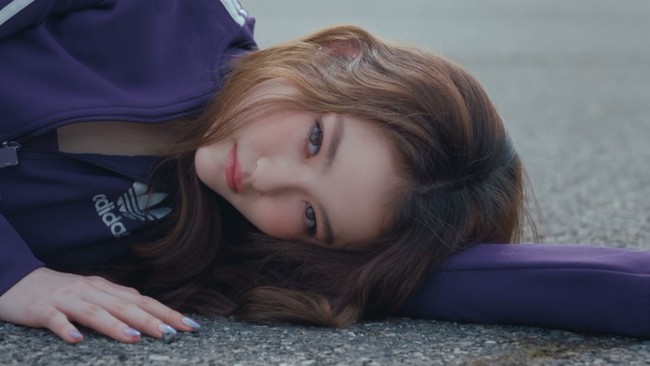 Sejak bergabung dengan THEBLACKLABEL pada tahun 2018, Ella Gross mendapat kesempatan untuk memulai debut di kancah Hollywood. Dia telah membintangi sejumlah film seperti Malibu Rescue, Heathers, dan Star Trek: Picard. Foto: dok. THEBLACKLABEL