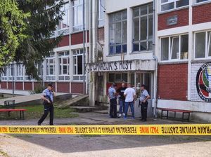 Geger Petugas Kebersihan Tembak Mati Kepsek-Guru di Sekolah Bosnia