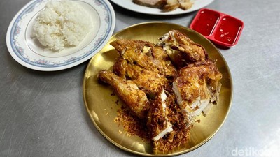 Gurih Renyah Ayam Goreng Predikat Michelin Bib Gourmand di Bangkok