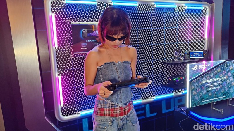 Asus resmi merilis handheld gaming terbarunya di Indonesia, yaitu ROG Ally X. Dikatakan bahwa kedatangannya membawa beberapa peningkatan dari seri sebelumnya.