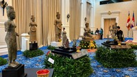 70 artefak itu telah dikembalikan melalui berbagai proses berbeda, termasuk pengembalian sukarela, negosiasi, penyitaan, dan proses hukum. 