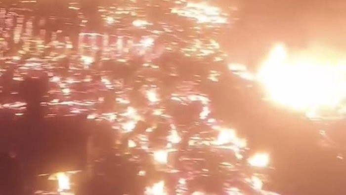 Kebakaran di Pasar Sangkulirang Kutai Timur.