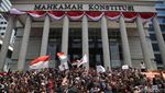 Mantan Menag Lukman Hakim Ikut Orasi Tolak Revisi UU Pilkada di MK
