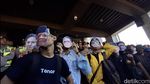 Pakai Topeng Prabowo-Bahlil, Massa Tolak RUU Pilkada Geruduk DPRD Sumsel