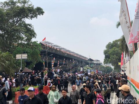 Pantauan massa penolak pengesahan revisi UU Pilkada saat melakukan aksi di Kota Jogja, Kamis (22/8/2024).