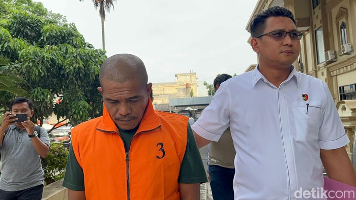 Polisi tangkap Nurman Hasibuan, pelaku penyebaran foto-foto asusila pacar.
