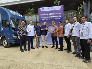 Misi Paket... Pos Indonesia Pakai Truk dan Mobil Listrik di IKN