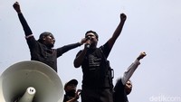 Mereka kompak menolak Revisi UU Pilkada.