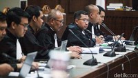 Jaksa mengatakan Harvey Moeis mendapatkan Rp 420 miliar dari hasil korupsi kasus tambang tersebut.   