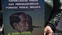 Baleg DPR juga sepakat untuk membedakan syarat minimal bagi partai untuk mengusung calon kepala daerah, yakni antara partai dengan kursi DPRD dan partai tanpa kursi DPRD. Hal ini berbeda dengan putusan MK yang menyamaratakan perhitungan suara partai tanpa memandang ada tidaknya kursi di DPRD. 