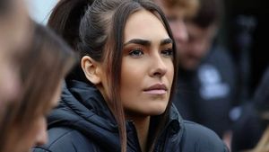 8 Foto Pemain Bola Cantik yang Jadi Viral Disebut Mirip Megan Fox
