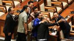 Tidak Kuorum, Rapat Paripurna Pengesahan Revisi UU Pilkada Ditunda