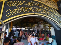 Potret Suasana Tradisi Basapa di Makam Syekh Burhanuddin