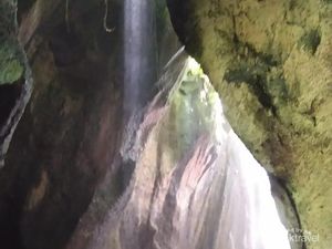 Aura Mistis Tukad Cepung yang Memikat