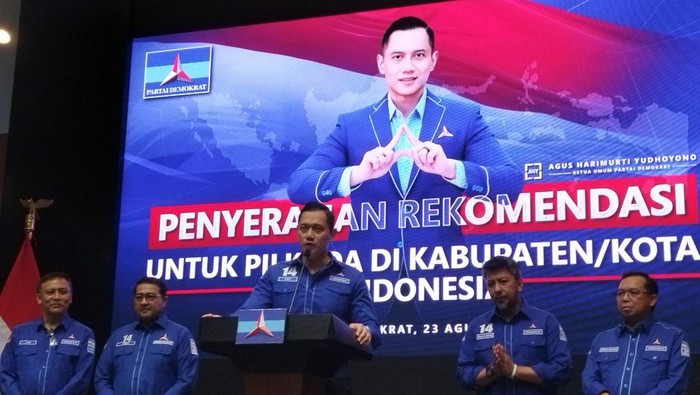 Ketum Partai Demokrat, Agus Harimurti Yudhoyono (AHY), di kantor DPP Partai Demokrat, Jakarta Pusat, Jumat (23/8/2024).