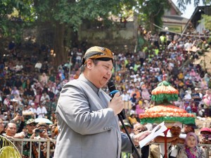 Hadir di Momen Saparan di Klaten, Airlangga Sebut Pentingnya Doa-Ikhtiar