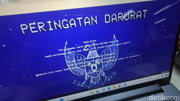 Aksi Hacker Bertema Peringatan Darurat Garuda Biru menyerang situs pemerintahan.