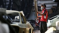 Autologi telah mengubah Mazda MR90 menjadi Porsche 911 Carrera, Toyota Crown menjadi Shelby Cobra, Daihatsu Ceria menjadi Porsche 356 speedster, BMW E34 menjadi Chevrolet K10, Toyota Corolla DX menjadi Toyota AE86 Trueno, BMW E34 menjadi Mustang GT 500 dan masih banyak lagi.